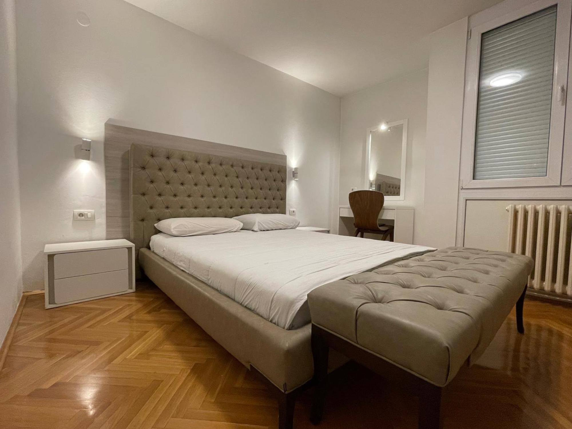 Ruby Luxury Central Apartment Skopje Buitenkant foto